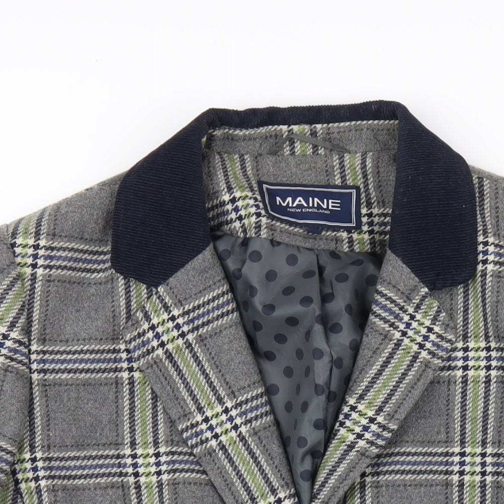Close-up detail of Maine New England women’s grey plaid polyester jacket blazer, size UK 18