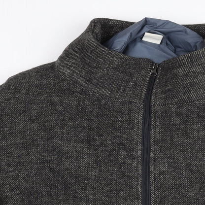 Close-up detail of Coton Traders women’s grey overcoat coat, size UK 16, zip - quilted lining