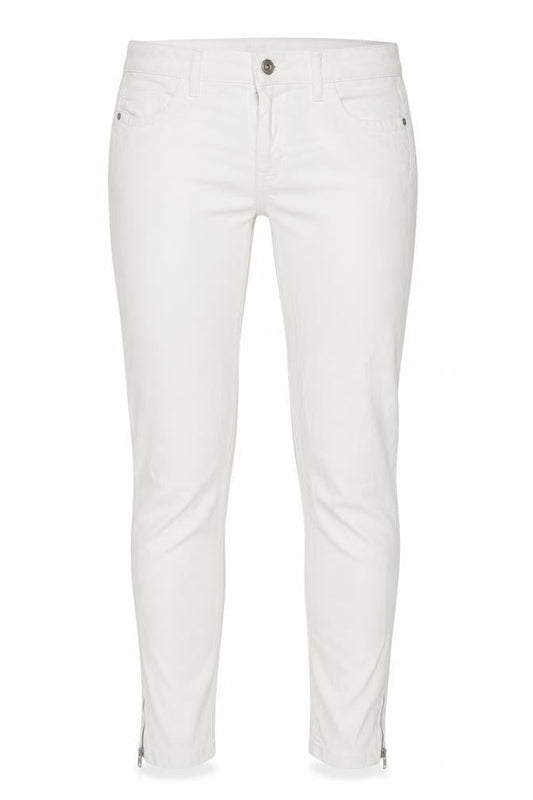 Front view of Only women’s white cotton skinny jeans, size UK 30, in, 32-inch leg regular zip