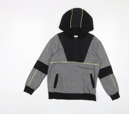 Additional front view of River Island boys’ black houndstooth jacket, size 9-10, years zip