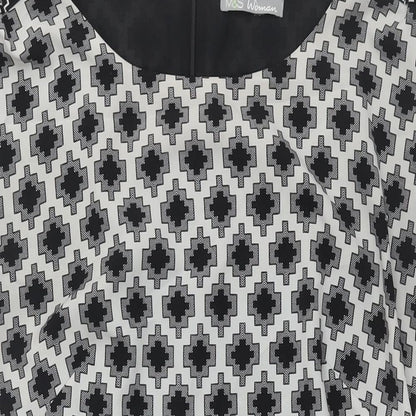 Marks and Spencer Womens Black Geometric Polyester Shift Size 10 Round Neck Zip - Belted