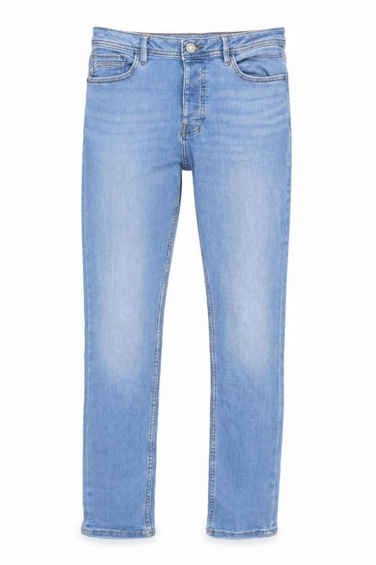 Front view of Denim & Co. men’s blue cotton blend straight jeans, size 30, in, 33-inch leg regular button