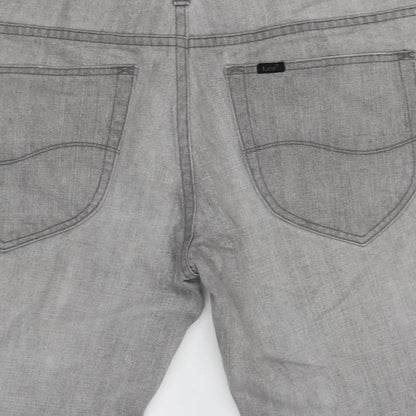 Lee Mens Green Cotton Bermuda Shorts Size 35 in L10 in Regular Button