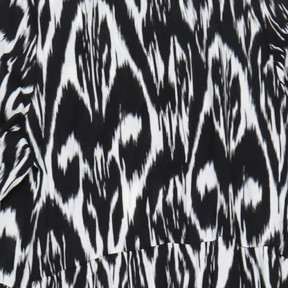 Izabel London Womens Black Geometric Polyester A-Line Size 16 V-Neck Pullover