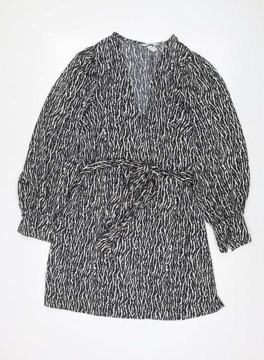 H&M Womens Black Animal Print Polyester A-Line Size M V-Neck Pullover - Belted