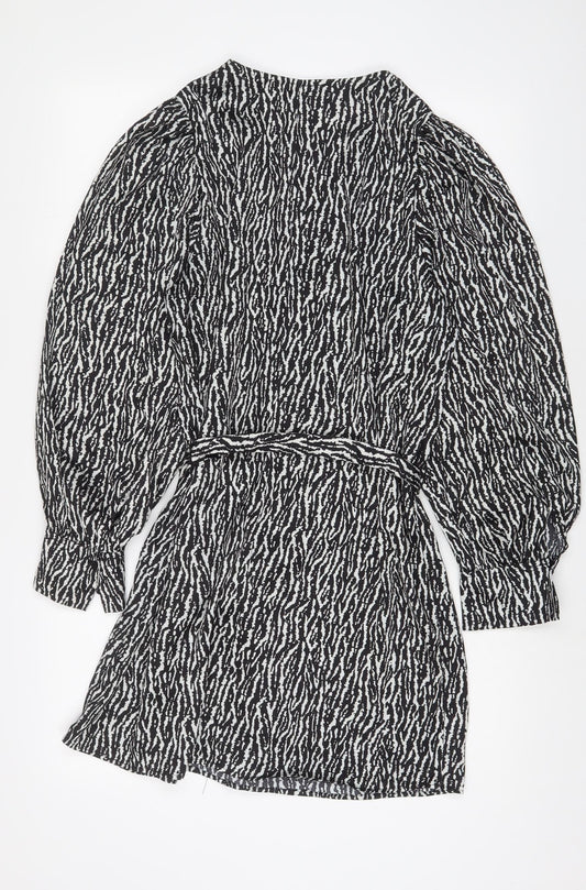 H&M Womens Black Animal Print Polyester A-Line Size M V-Neck Pullover - Belted