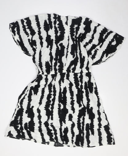 Marks and Spencer Womens Black Linen A-Line Size 12 V-Neck