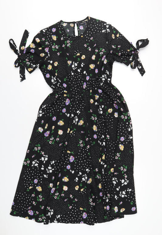 Boohoo Womens Black Floral Polyester A-Line Size 10 Round Neck Button