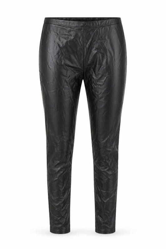 Front view of Missguided women’s black polyester pedal pusher leggings, size UK 6, 28-inch leg