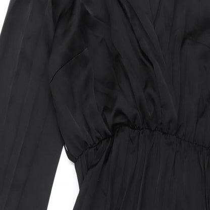 Boohoo Womens Black Polyester Shift Size 8 V-Neck Pullover - Pleated