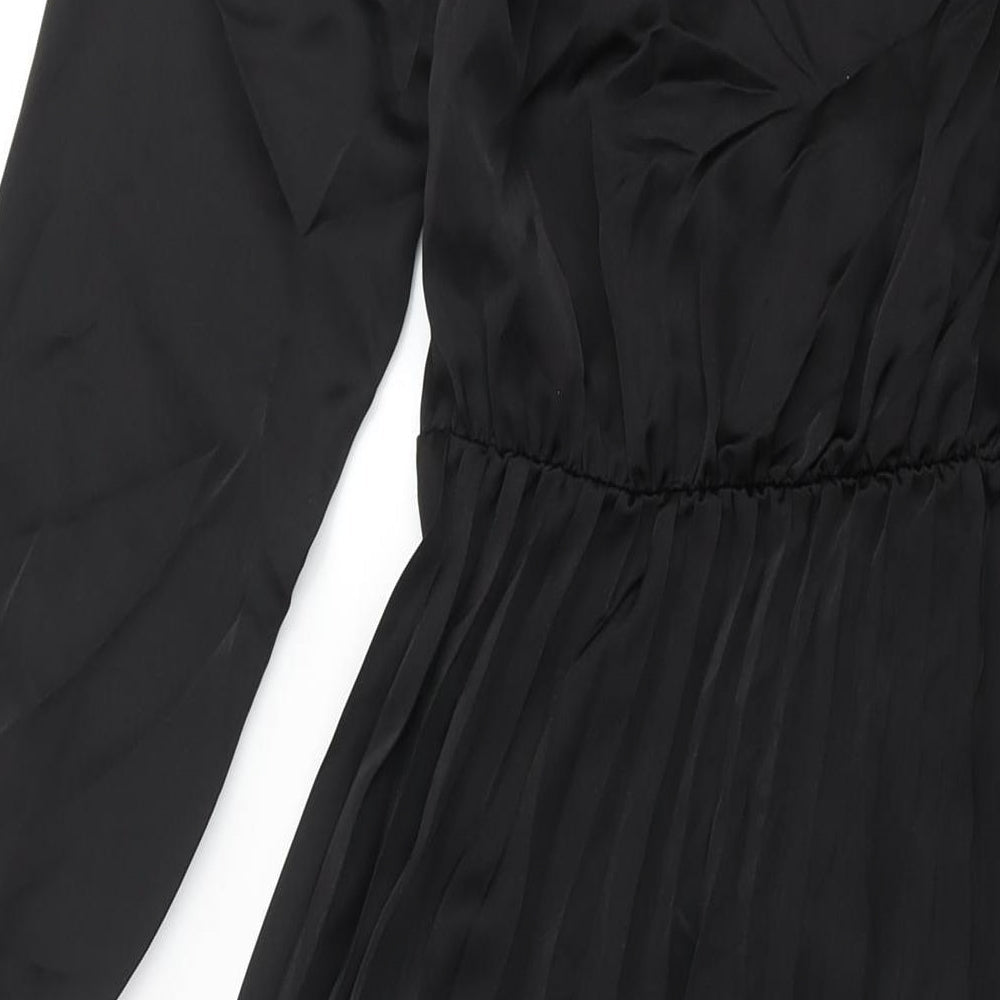 Boohoo Womens Black Polyester Shift Size 8 V-Neck Pullover - Pleated