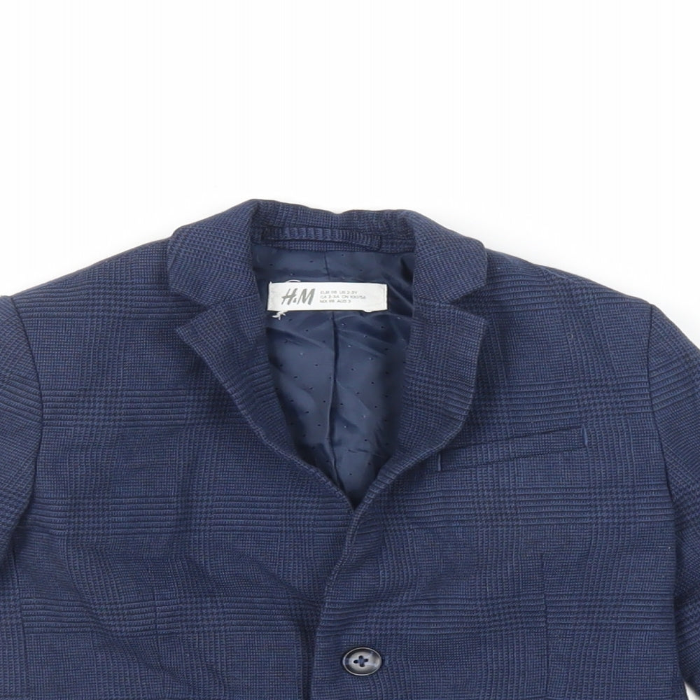 Close-up detail of H&M boys’ blue plaid jacket blazer, size 2-3, years button