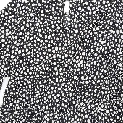 Boohoo Womens Black Geometric Polyester Shift Size 10 Round Neck Button