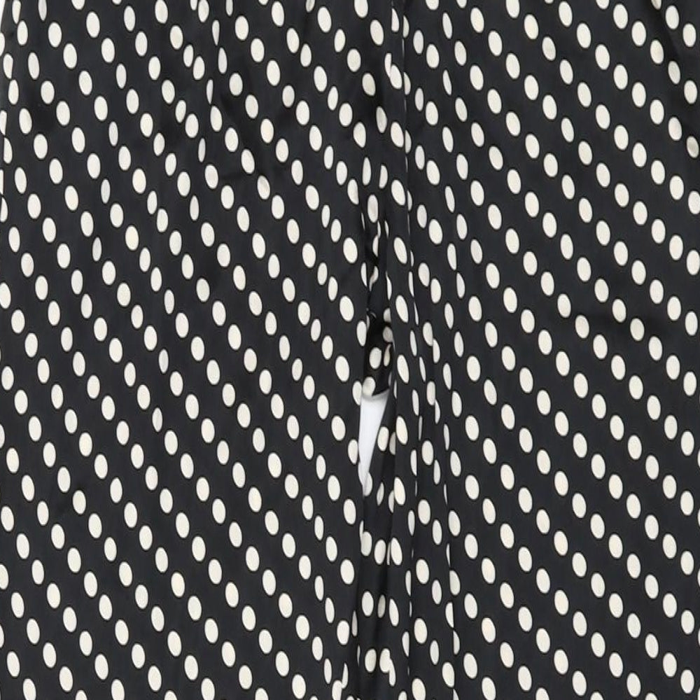 Womens UK Size 6 Boohoo Regular Fit  Black Trousers