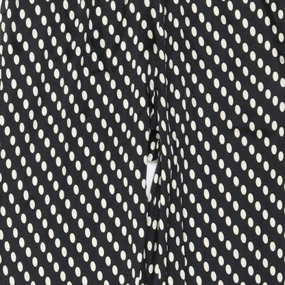 Womens UK Size 6 Boohoo Regular Fit  Black Trousers