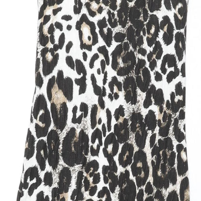 Boohoo Womens White Animal Print Polyester Bodycon Size 6 Scoop Neck Pullover