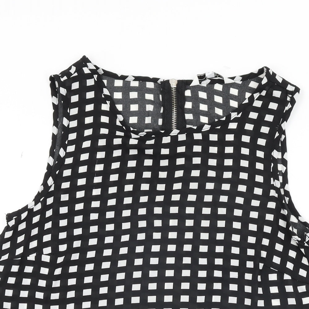 New Look Womens Black Geometric Polyester Basic T-Shirt Size 8 Round Neck
