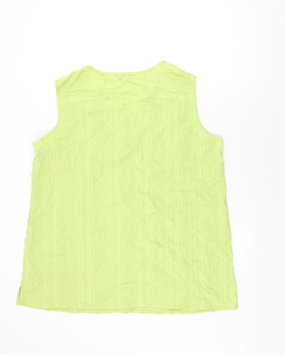 KjBRAND Womens Green Polyester Basic T-Shirt Size 24 Round Neck