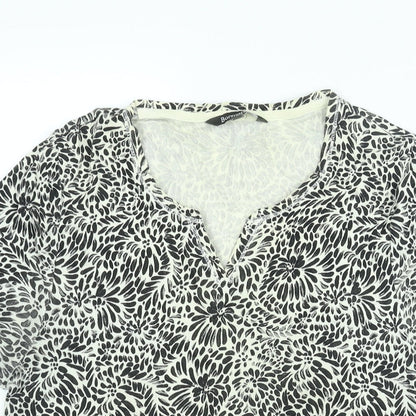 Bonmarché Womens Black Geometric Cotton Basic T-Shirt Size 14 V-Neck