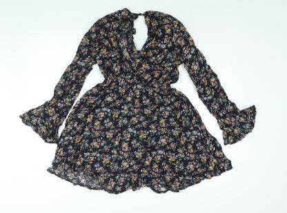 Kiss the Sky Womens Black Floral Viscose A-Line Size S V-Neck Button - Frill