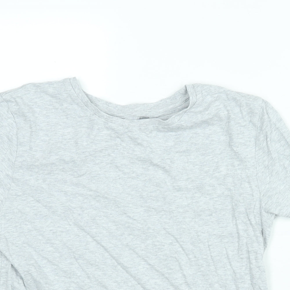 Close-up detail of H&M girls’ grey cotton basic t-shirt, size 14, years round neck pullover