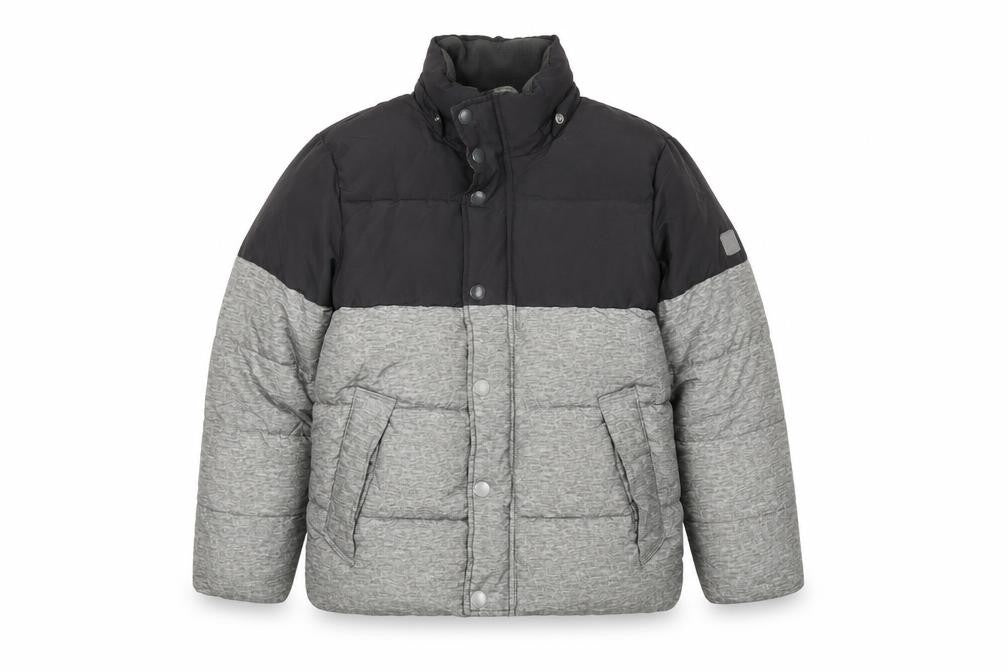 Front view of Gap boys’ grey jacket, size 8-9, years zip