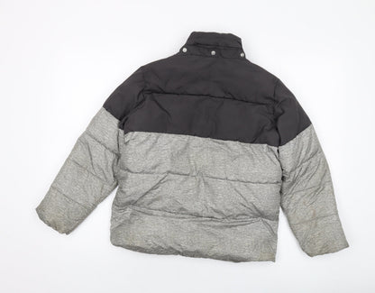 Back view of Gap boys’ grey jacket, size 8-9, years zip