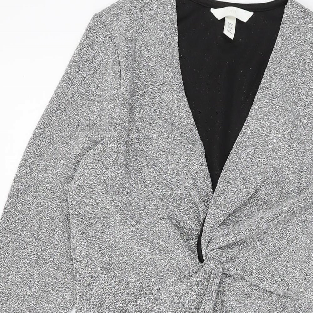 H&KM Womens Silver Polyester Mini Size M V-Neck Pullover
