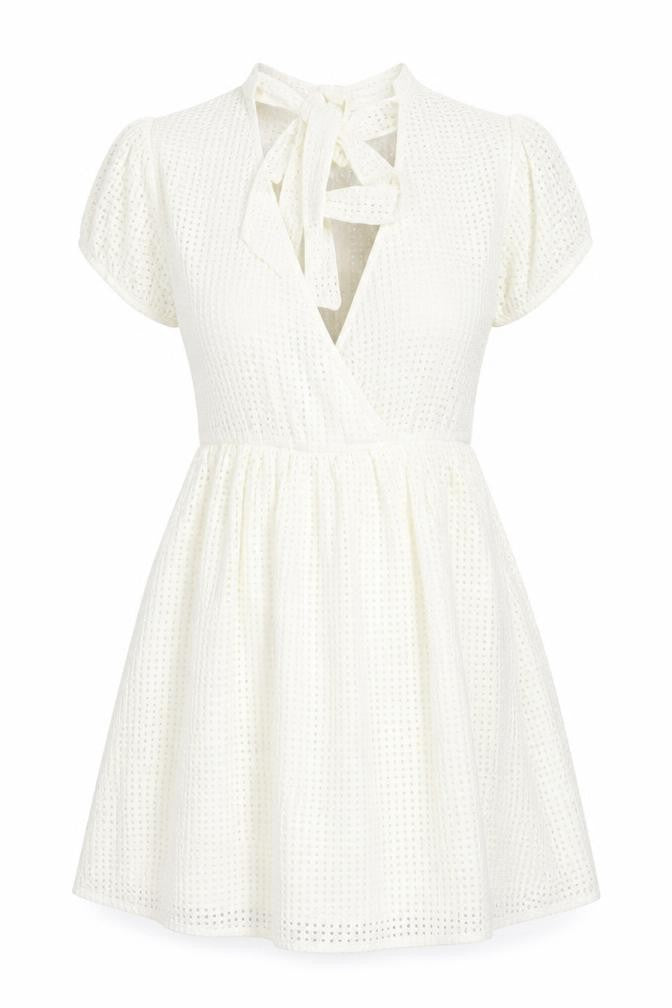 H&M Womens Ivory Cotton A-Line Size 10 V-Neck Pullover