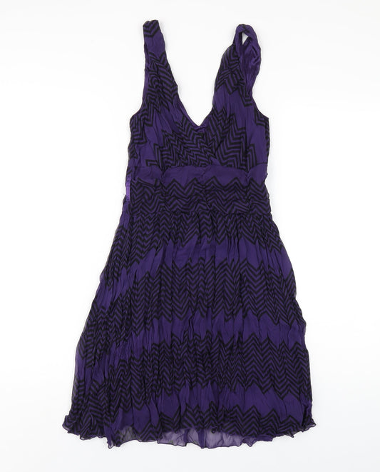 Only Womens Purple Geometric Polyester A-Line Size M V-Neck Zip