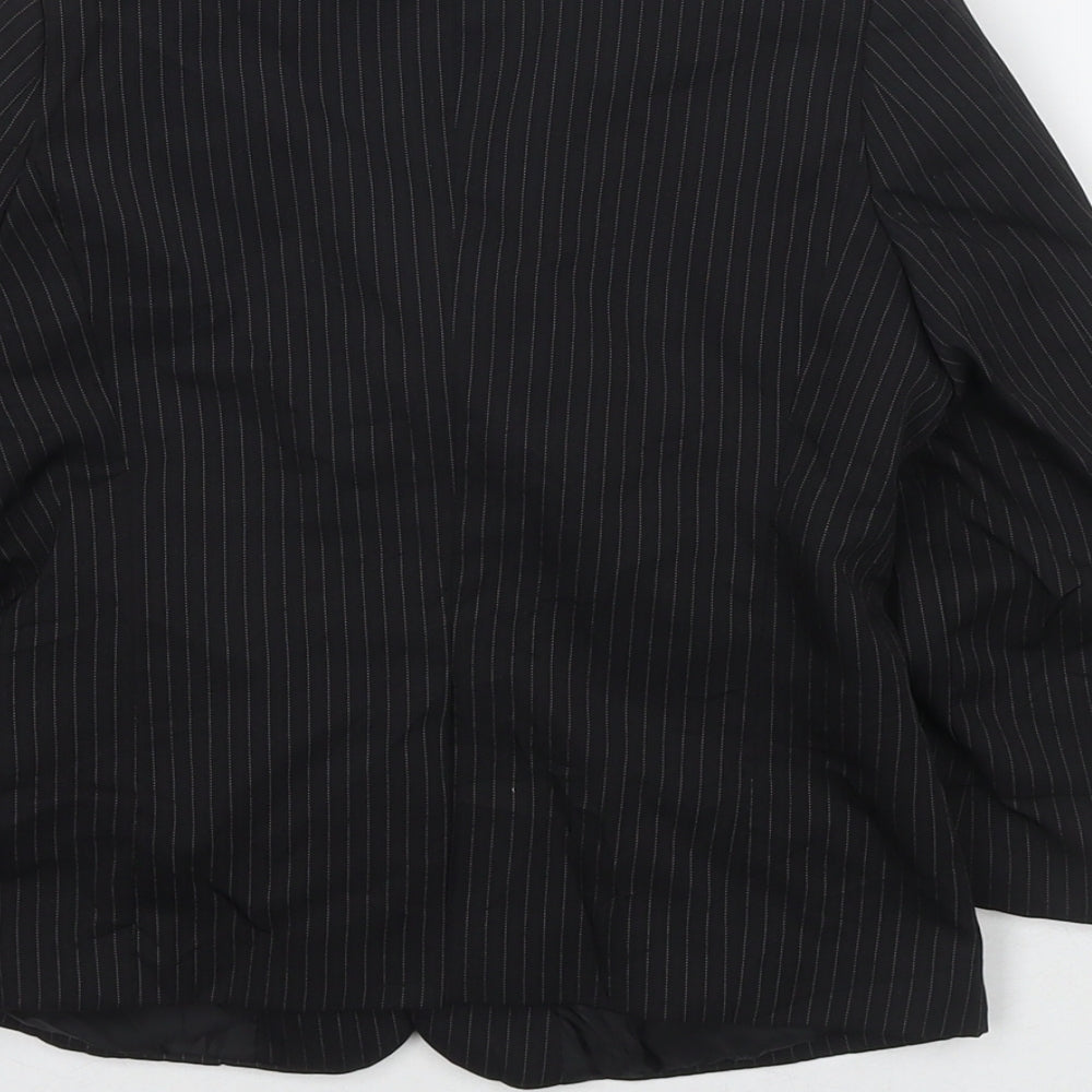 Brand and care label for Duck and Cover boys’ black jacket blazer, size 4, years button