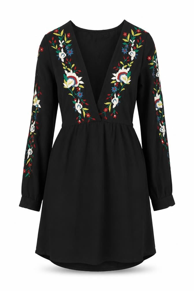 Boohoo Womens Black Polyester A-Line Size 8 V-Neck Pullover - Floral Embroidery