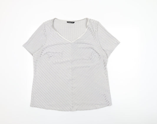 Womens UK Size 20 essence Grey Basic T-Shirt
