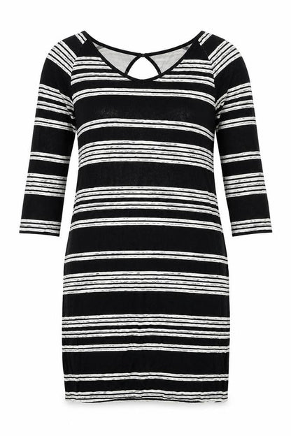 Saint Tropez Womens Black Striped Viscose Shift Size XS Round Neck Pullover