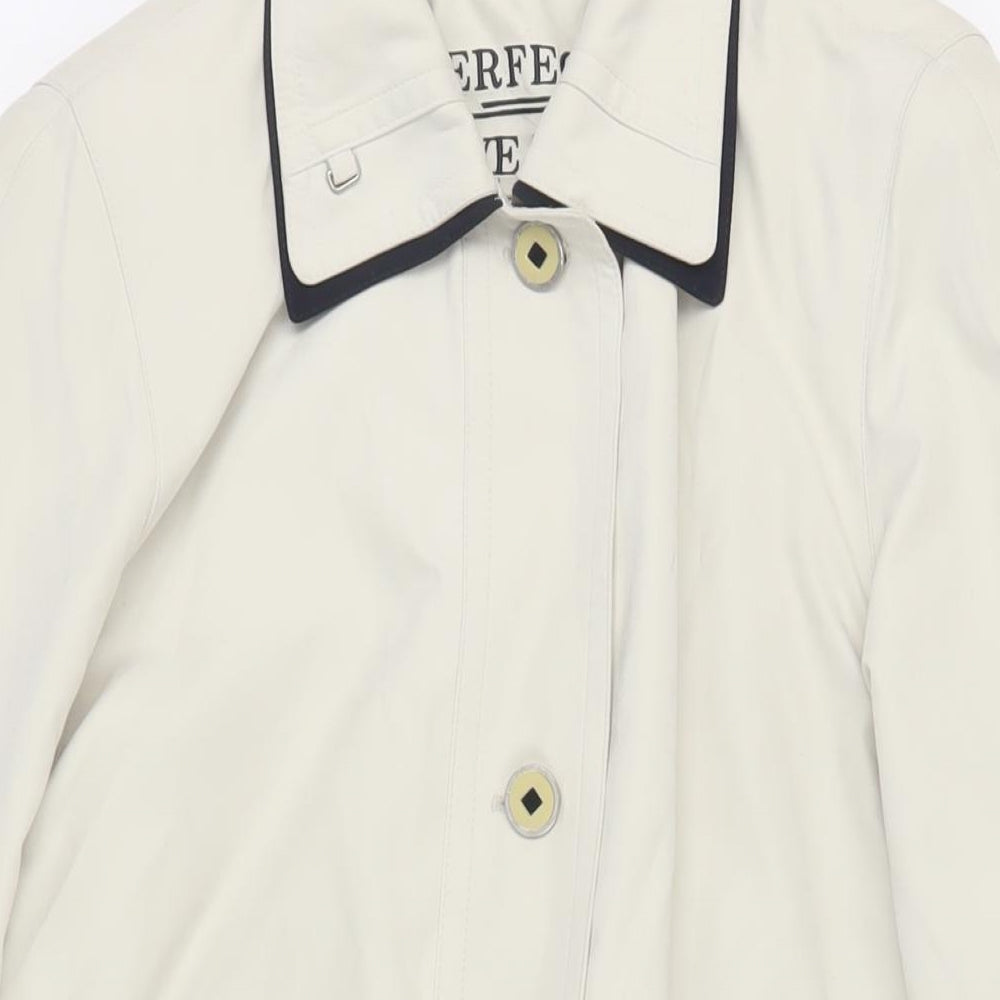 Perfect Wear Womens Beige Jacket Size 8 Buckle