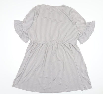 Boohoo Womens Grey Polyester A-Line Size 24 Round Neck Pullover