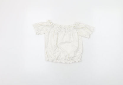 M&Co Girls White Geometric Polyester Basic T-Shirt Size 12 Years Off the Shoulder Pullover