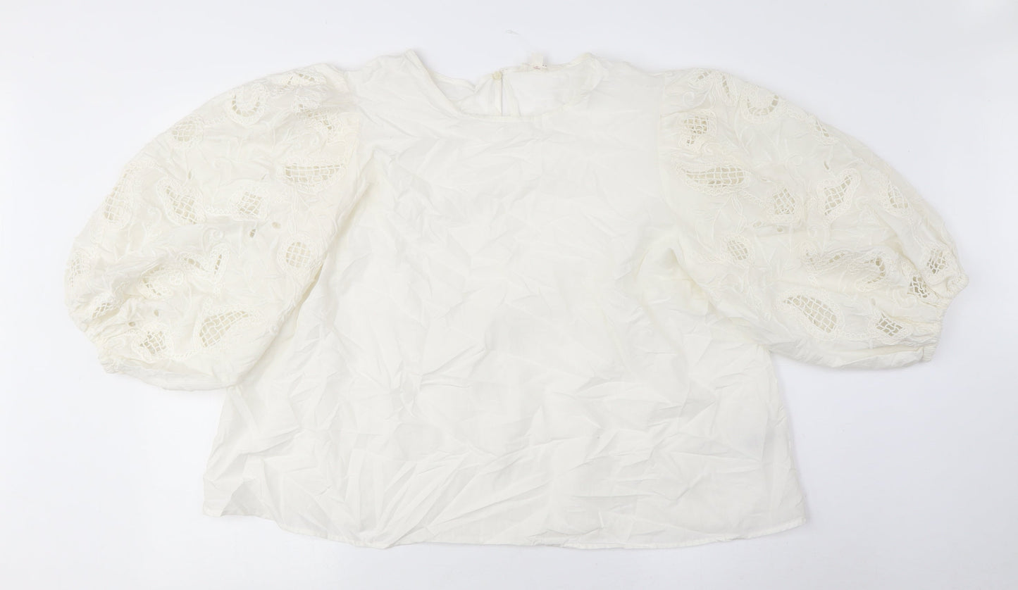 Womens UK Size 20 Unknown Ivory Cropped Blouse