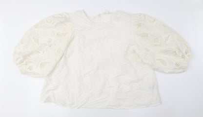 Womens UK Size 20 Unknown Ivory Cropped Blouse