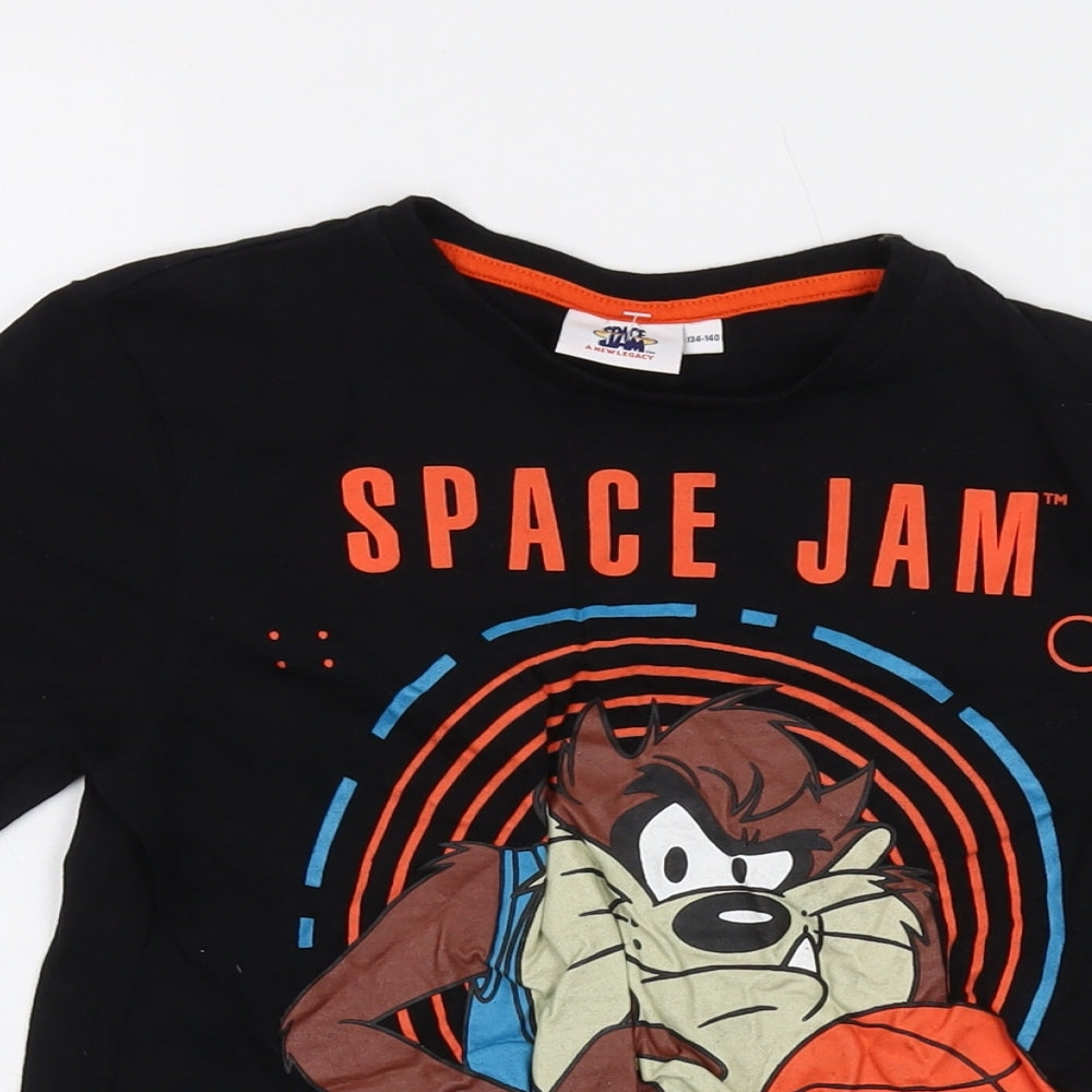 Close-up detail of Space Jam boys’ black cotton basic t-shirt, size 9-10, years crew neck pullover