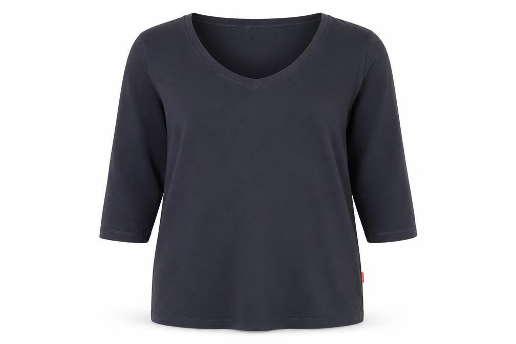 Front view of VACKYOY women’s grey cotton basic t-shirt, size XL, scoop neck