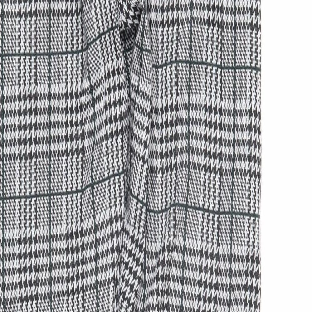 Womens UK Size S Boohoo Regular Fit  Black Trousers