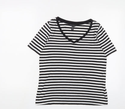 Womens UK Size 12 New Look Black Basic T-Shirt