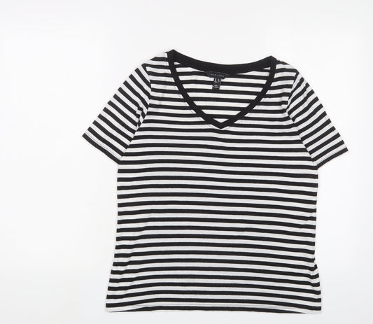 Womens UK Size 12 New Look Black Basic T-Shirt