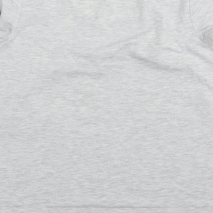 Brand and care label for Gap girls’ grey polyester basic t-shirt, size 10-11, years round neck pullover