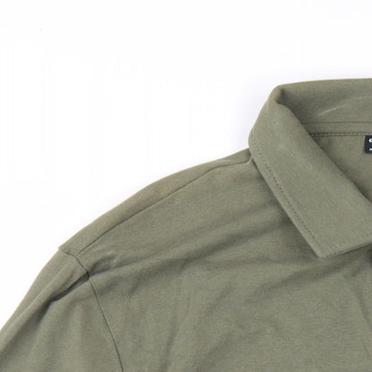 Close-up detail of ASOS men’s green cotton button-up, size L, collared button