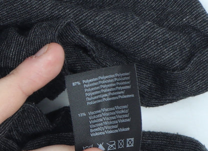 LA Gear Women's Black V-Neck Cropped T-Shirt Size 12