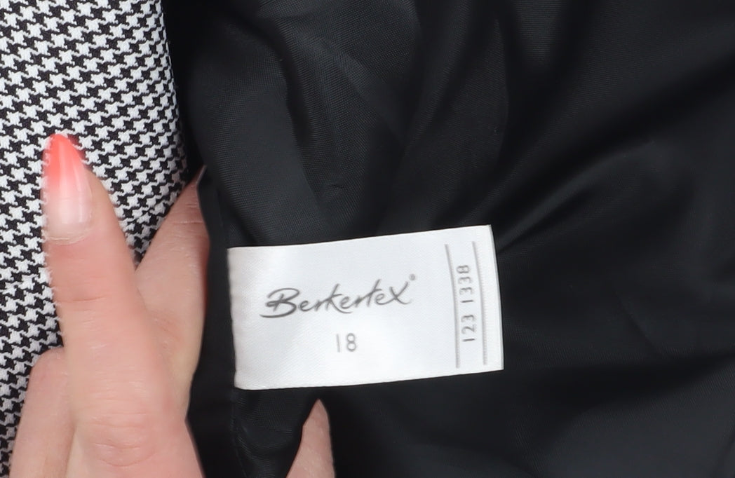 Womens UK Size 18 Berketex Black Basic Jacket