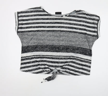 Womens UK Size 20 Wallis Black Cropped T-Shirt