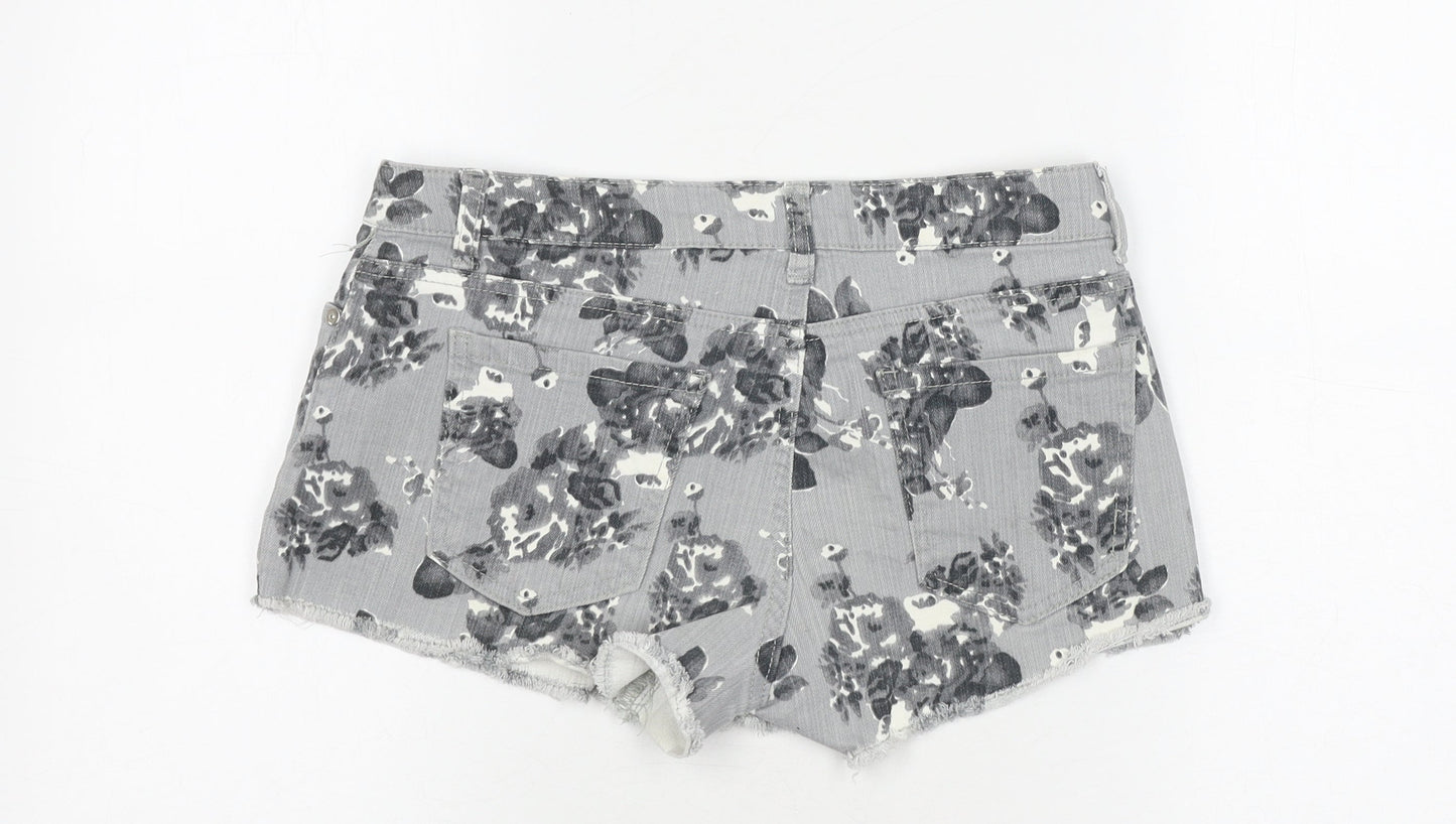 Forever 21 Women's Grey Floral Cut-Off Shorts